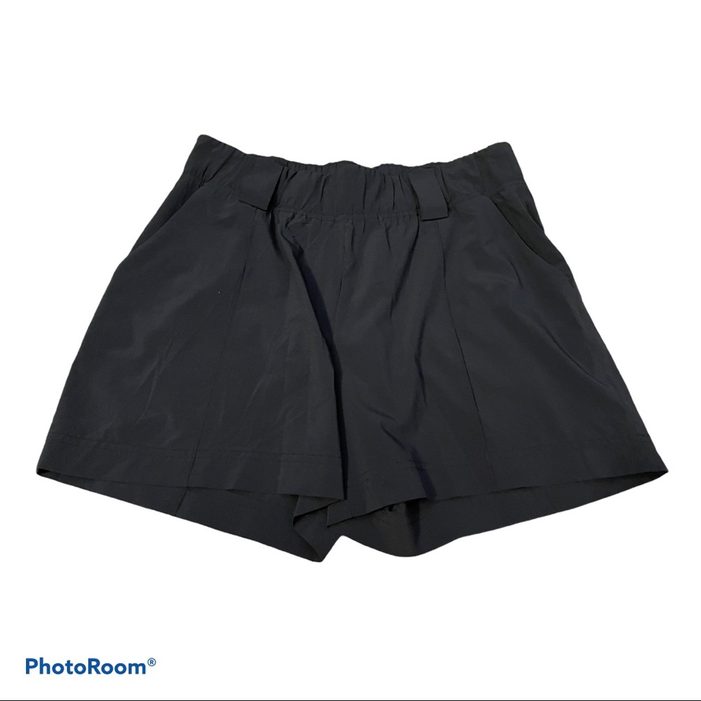 ✨Athleta Black Shorts Size 8